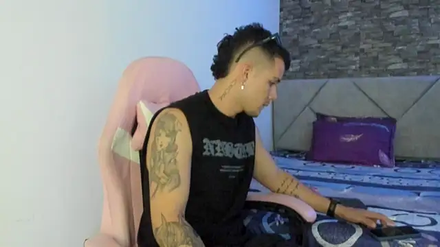 a pleasant moment - video by BooyHott_ cam model