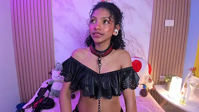 With her dog collar, she gets wet just by whipping her pussy 💦💦💦 - video by natalia_blue cam model