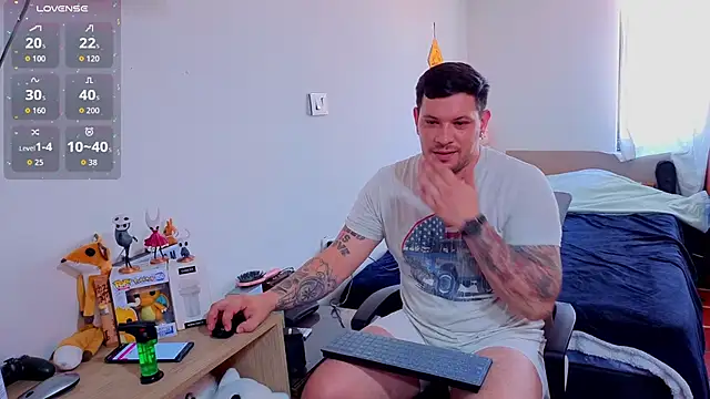 ride dildo and suck - video by ryden_01 cam model