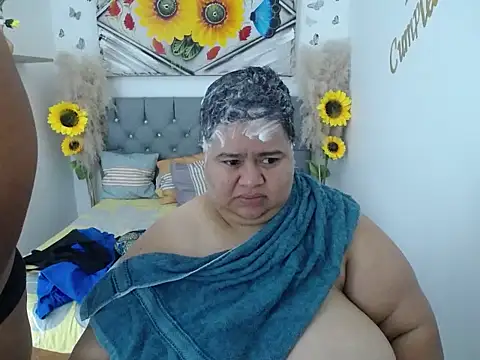 [5 Mar 08:36] Private Show afeitado muy nuevo - video by hotlesby_valery cam model