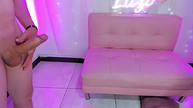 Finger and throat! - video di Pink1_ modella di cam