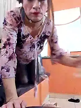 [17 Jan 17:01] Public Show - Video von transreyna Cam-Model