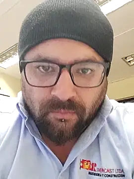 [7 Mar 13:52] Public Show - video by Desagradable69 cam model