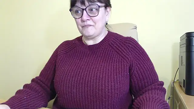 [24 Dec 09:50] Private Show - video oleh model kamera BrandiOhNight