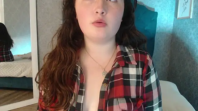 take off my threads and fuck me 😈 - video by Vic_Taylor cam model