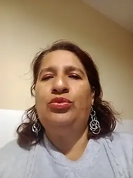 [27 Dec 11:17] Spy Show - video oleh model kamera diablilla02