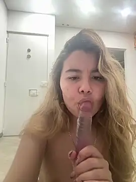 Traschief in the room 😽😽 - video by Violettt_hot cam model