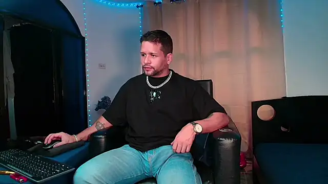 so horny, Hard and wet - ক্যাম মডেল LucasGaeel-এর ভিডিও