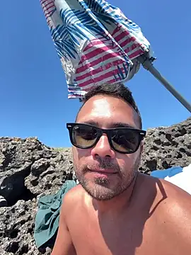 Skinny cum face bear