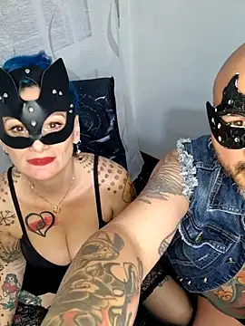 Godo in LIVE - video by candymaxxx cam model