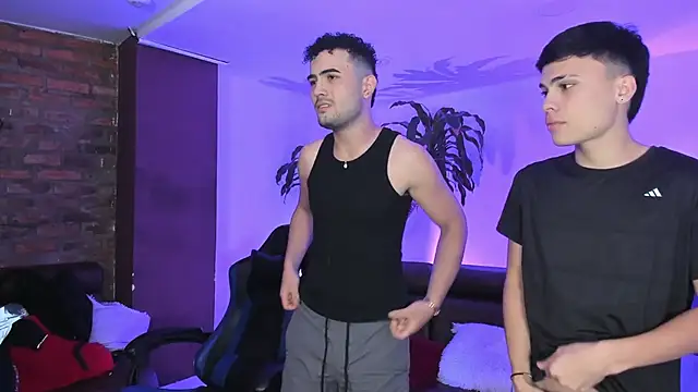 [11 Dec 00:16] Private Show - video của người mẫu cam Spaceboys18