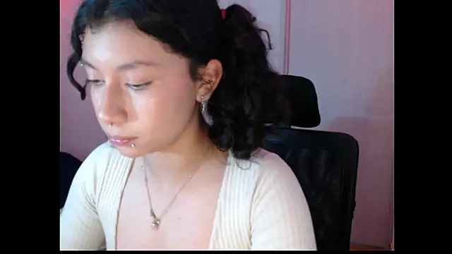 sexy girl - video by Ivonnybonn cam model