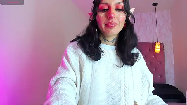 Ride dildo hot - video by Iris__77 cam model