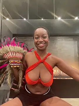 Big Titty Carnival Queen [21 Jan 19:32] DC LIVE SHOW // IHAE 22 - vídeo de tia___fox modelo de câmara