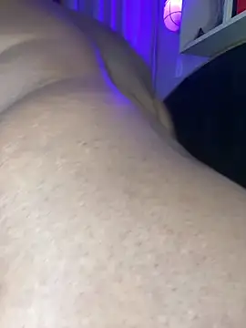 Pussy playing zoom in and twerk show - Vídeo de CynnxxxBarb, modelo de vídeos