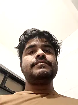 With face 😈 - video by puneriboy32 cam model