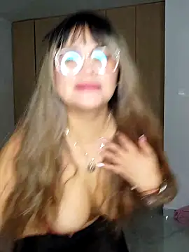 make love to me in my bed－カメラキャストのZoe_riivasの動画