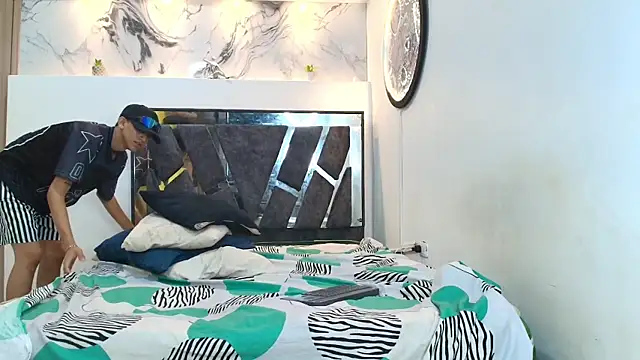 SUCK COCK+CREAMPIE+SHOW CUM IN FACE+KISS - video by VERY_HOT_GUYS cam model