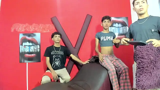 CRAZY GUYS HAVING FUN