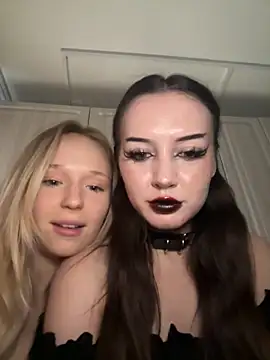 FISTING PUSSY AND ASS💦 - video by RollDolls cam model