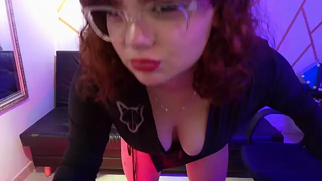 I love seducing you with my breasts!! 🍒 - clip cu koning_moretti model videochat