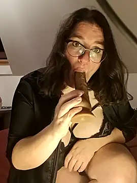 Private Show 1 - відео від вебкаммоделі Deesse_Inanna