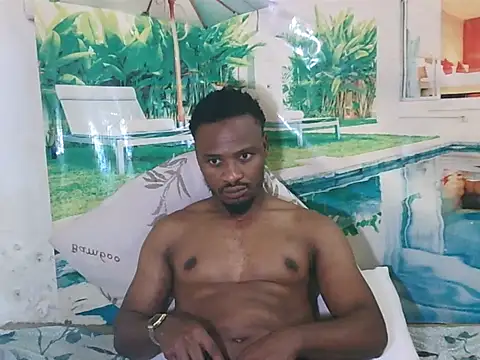 Playing with my hard cock - EbonyTiger69 캠 모델의 동영상