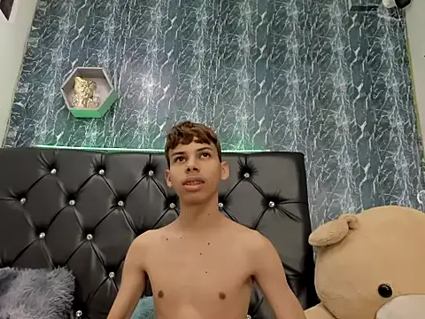 Private Show dildo ass – video modela na kameri sexyboys_cutex18
