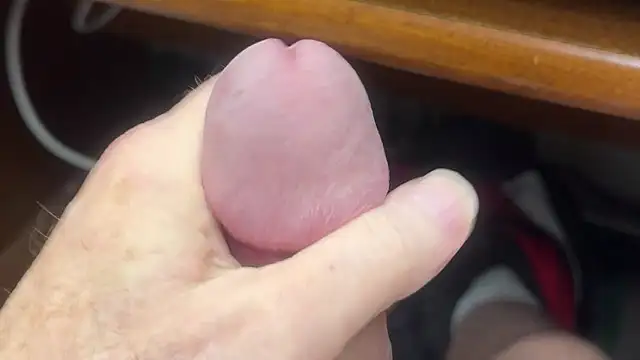 [14 Feb 10:34] Private Show – video modela na kameri Jcaspen