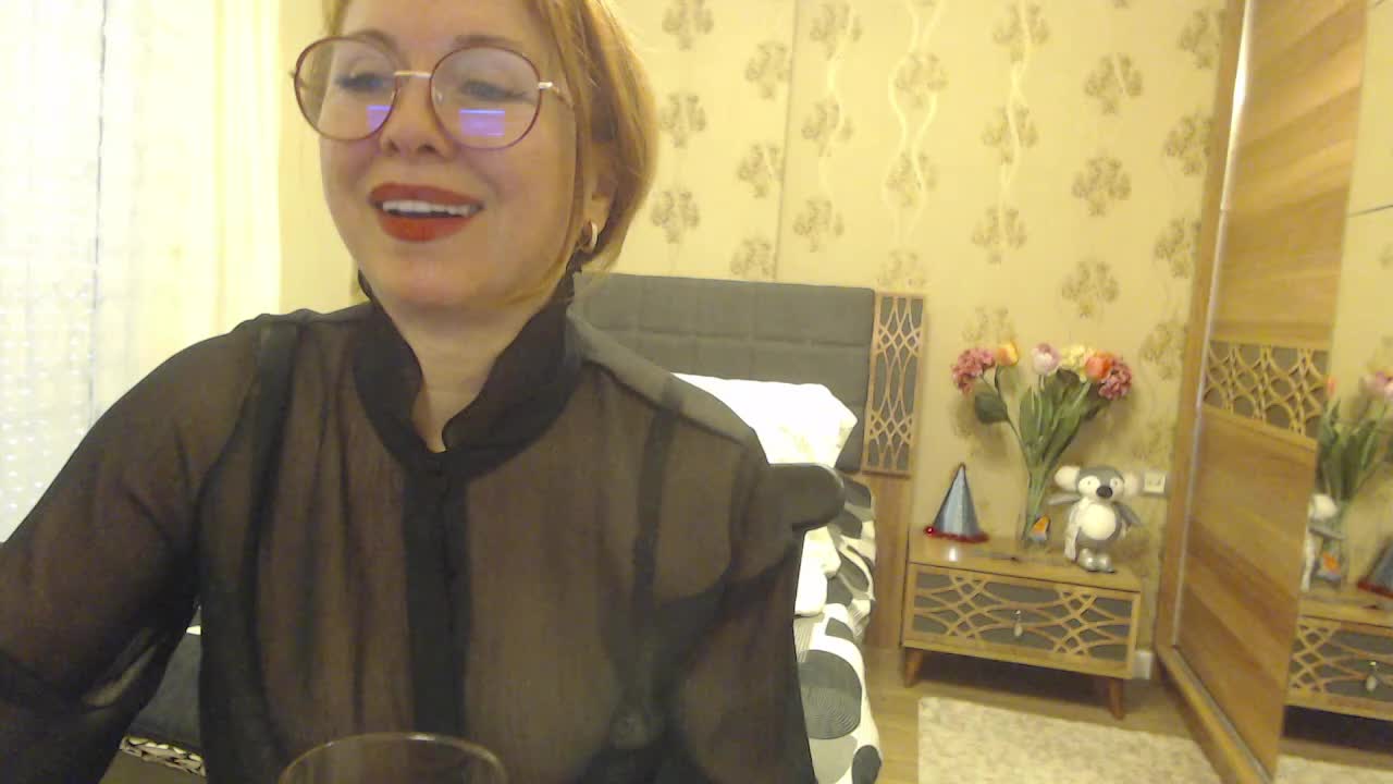 [10 Apr 10:44] Private Show - ক্যাম মডেল Arisa5000-এর ভিডিও