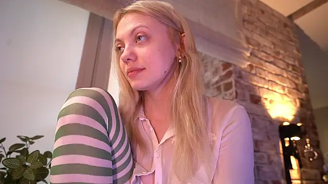 [26 Dec 11:06] Spy Show - video by _favdream cam model