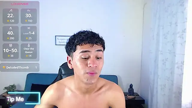 Play with my cock and hot ass