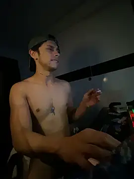 CUM IN FRIST PERSON - video od modelky/modela ErosDominant