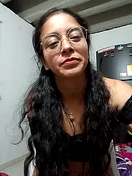 [5 Nov 01:11] Private Show - video by Eloisa_smith cam model