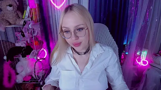 [20 Apr 19:44] Private Show - CeaneLino adlı kamera modelinin videosu