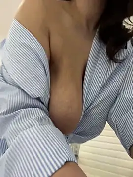 Private Show - video by ClaraPasssion cam model