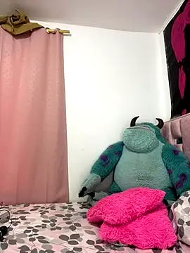 Delicious fuck with BBC😈 - video by abby_moss_2 cam model