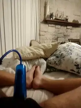 [14 Nov 02:36] Public Show - video by shyguy8569 cam model