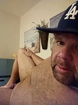 [23 Nov 23:58] Public Show - video by shyguy8569 cam model