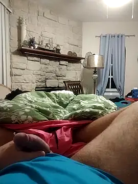 [24 Nov 18:43] Public Show - video by shyguy8569 cam model