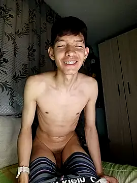 Lush  vibrating inside, more dildo inside and cum - video by heyy_noah11 cam model