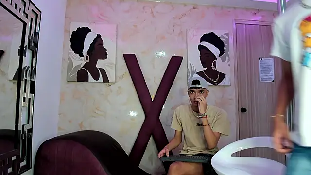 show cum x2 🥛🥛🥵 ERICK AND  TONY - video by EMPIRE_BOYS1 cam model