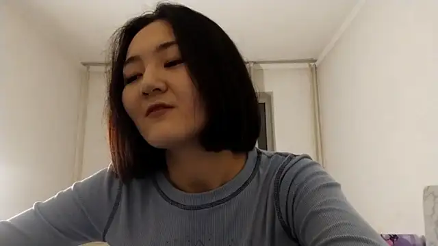 Private Show - video by Lyndasilk cam model