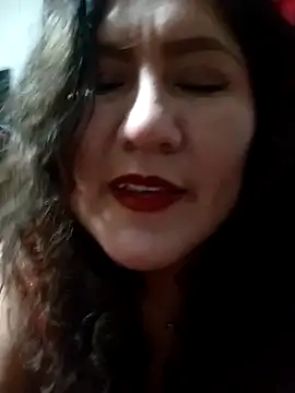 [25 Nov 18:19] Private Show - video van ___Sol cam-model