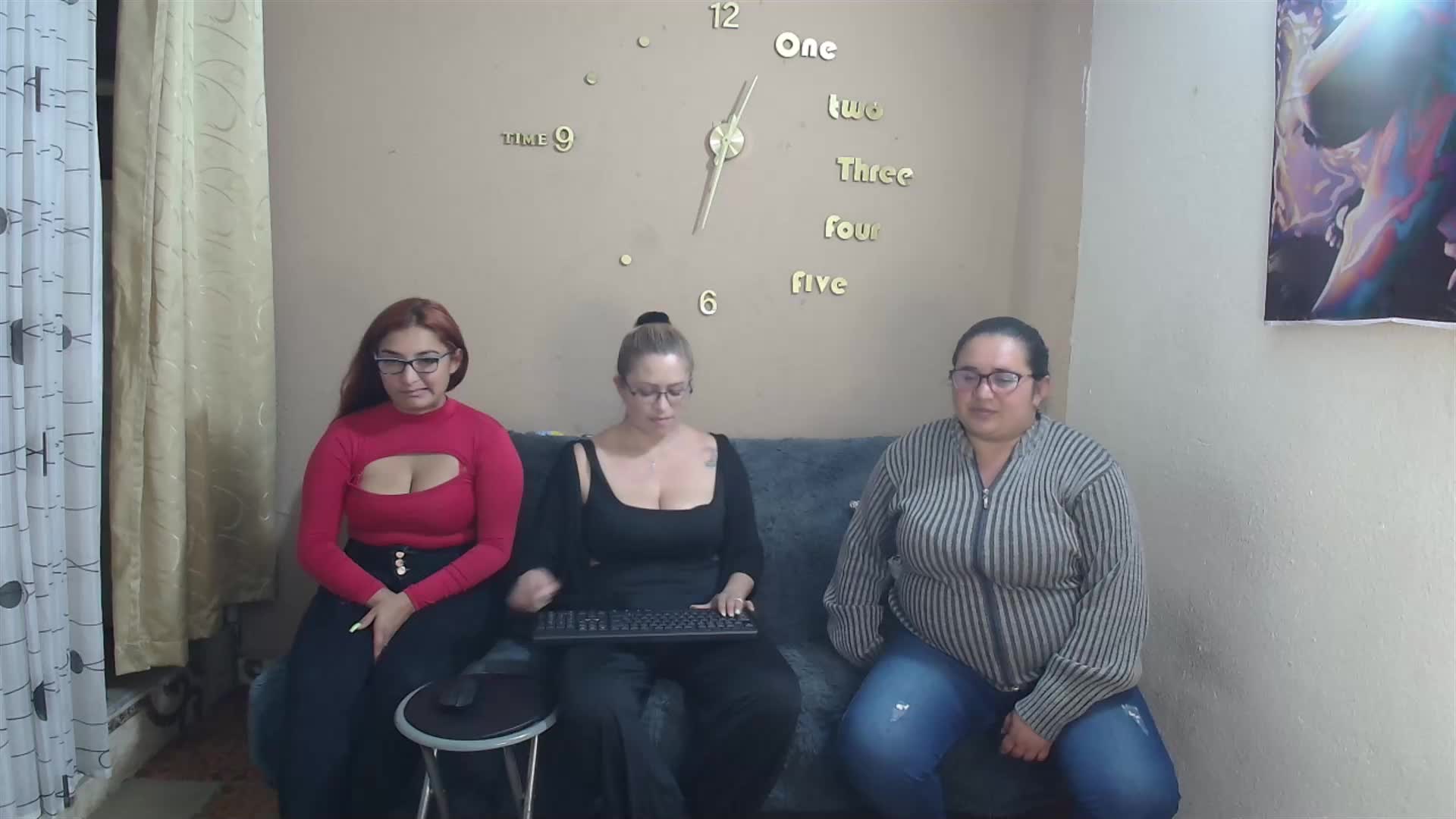 slow and funny play girls - vídeo de la modelo de cam lesb_milf