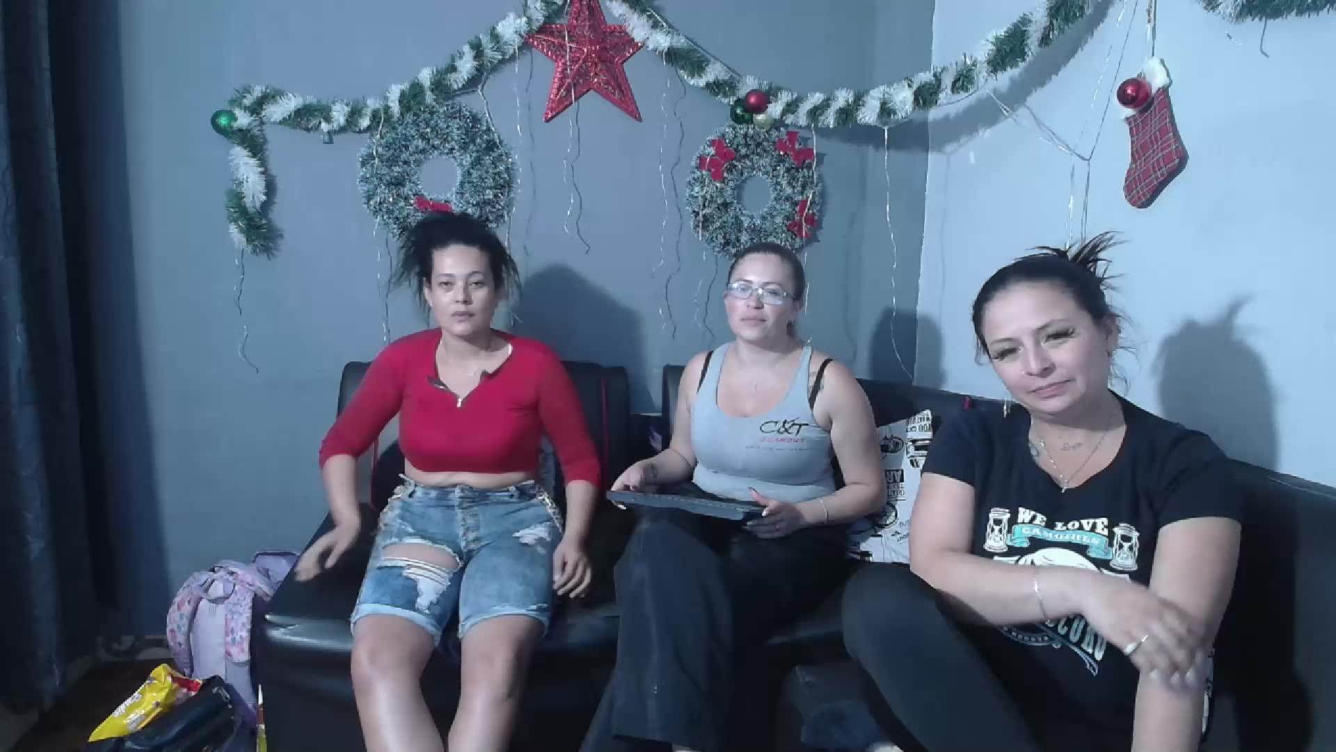 trio of girls licking wet pussy,Nahomy y Gabriela unica oportunidad - vídeo de la modelo de cam lesb_milf