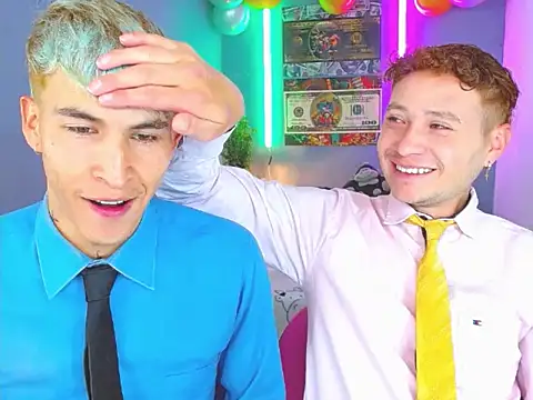 SHOW ASSES - vidéo du modèle de showcams Latin_boysxxxx