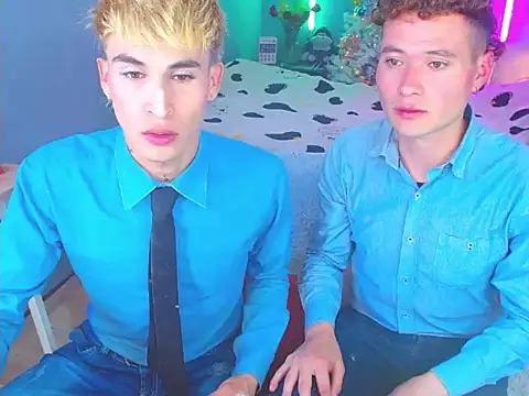 santi cum face jordan hott - vidéo du modèle de showcams Latin_boysxxxx