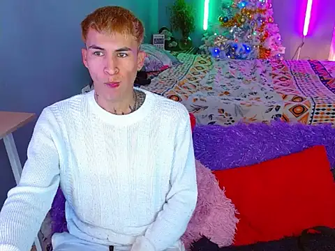 faces - vidéo du modèle de showcams Latin_boysxxxx