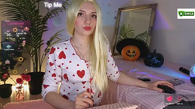 [26 Oct 04:31] Private Show - video by cute_cake cam model